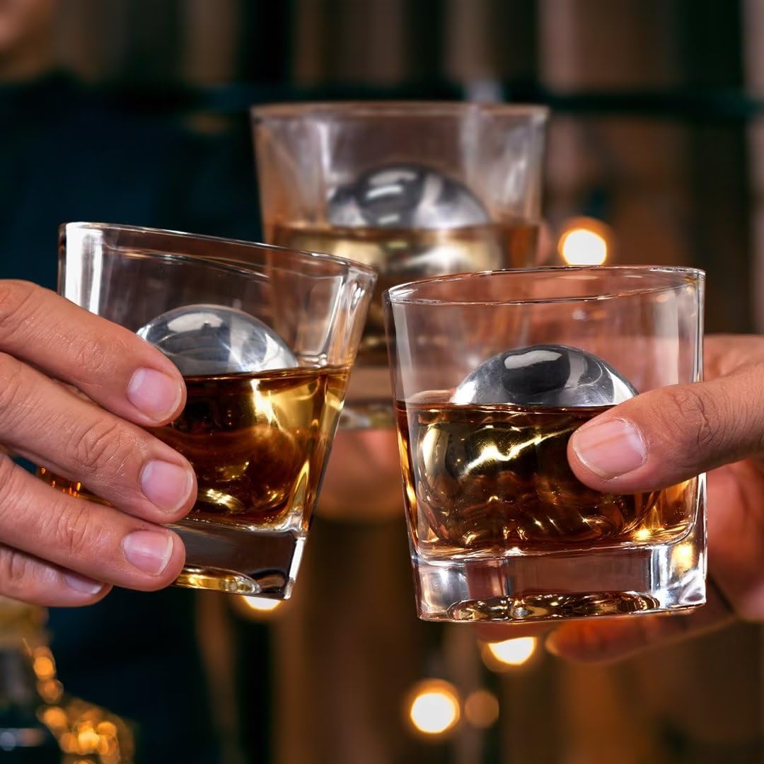 PONPUR Men's Golfer Gifts, Valentines Day Anniversary Birthday Gifts for Dad Him Husband, 4 Whiskey Golf Balls with 1 Tongs, Reusable Stainless Steel Golf Ice Balls Whiskey Gift for Golf Lover